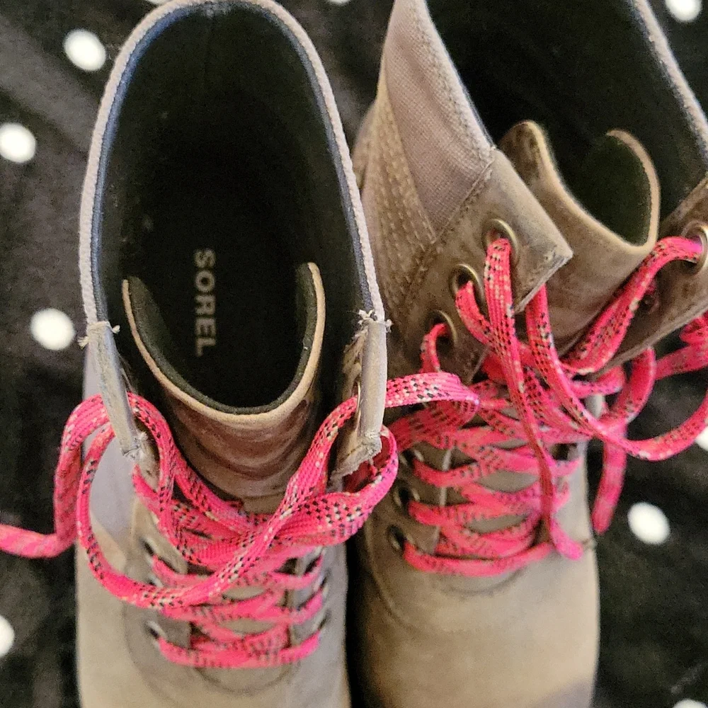 Sorel Lexie Wedge Booties - Picture 7 of 8